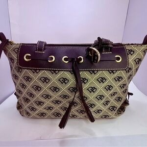 Dooney & Bourke Bag
